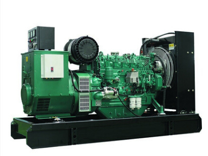 松柏镇全新上柴200kw大型柴油发电机组